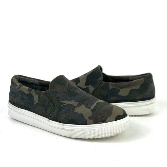 Blondo Gracie Waterproof Suede Camo 
